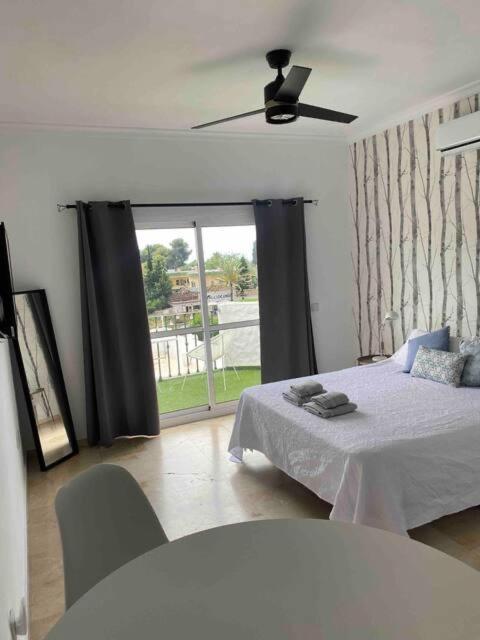 Paraiso Y Mar Apartment เอสเตโปนา ภายนอก รูปภาพ