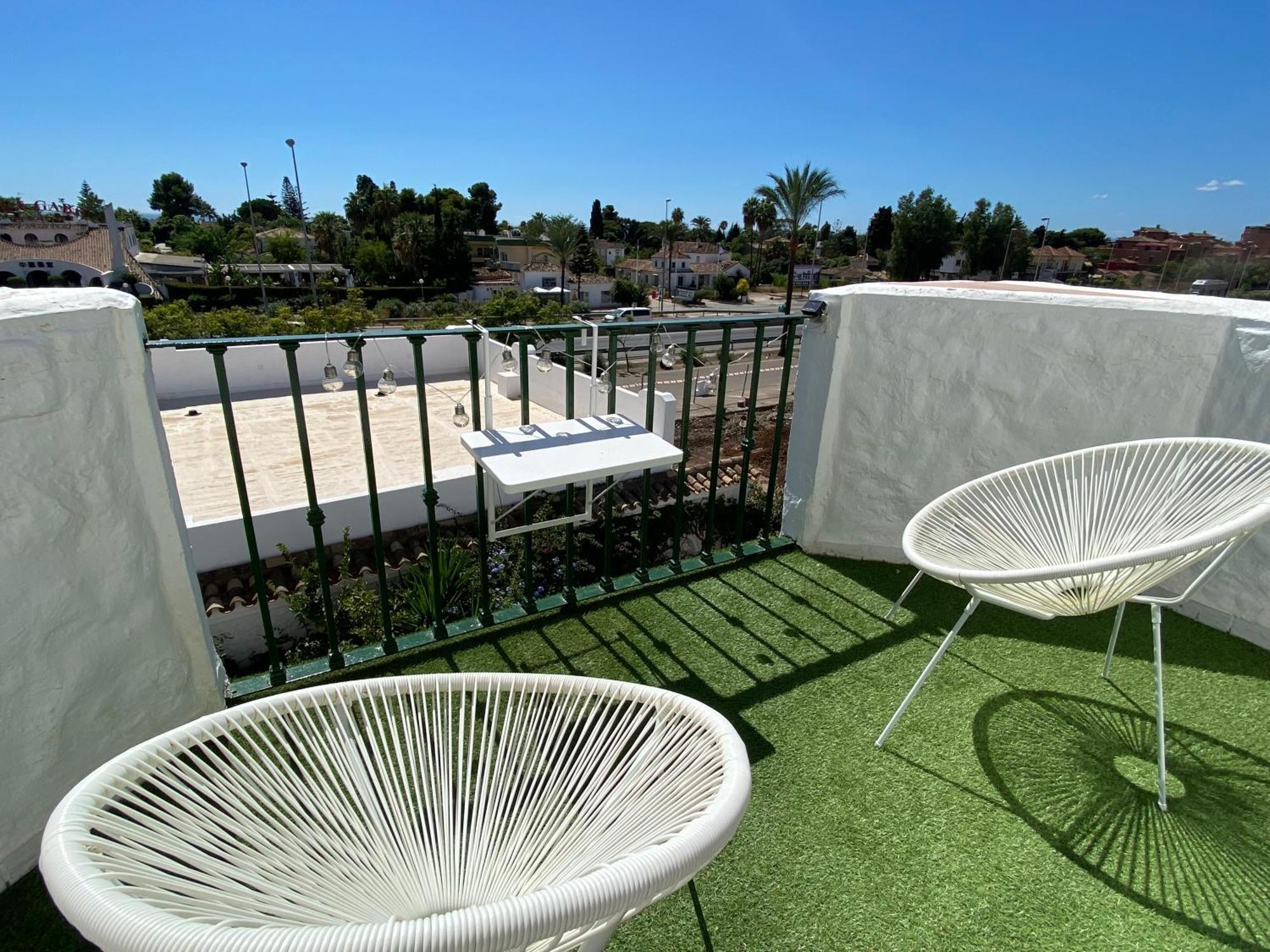 Paraiso Y Mar Apartment เอสเตโปนา ภายนอก รูปภาพ