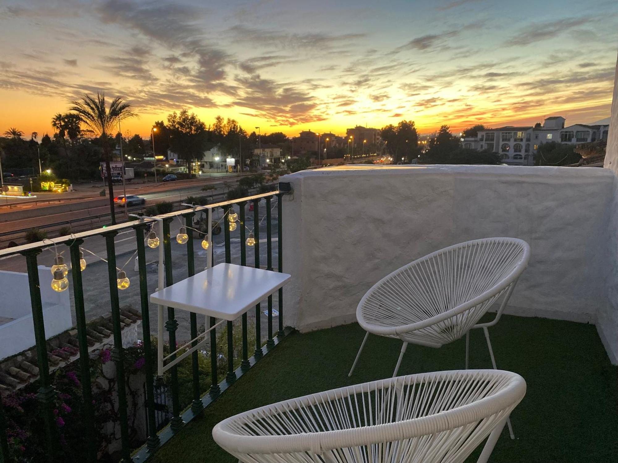 Paraiso Y Mar Apartment เอสเตโปนา ภายนอก รูปภาพ